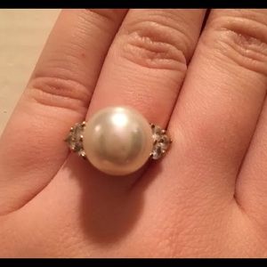 Majorca ring with cz, just beautiful!